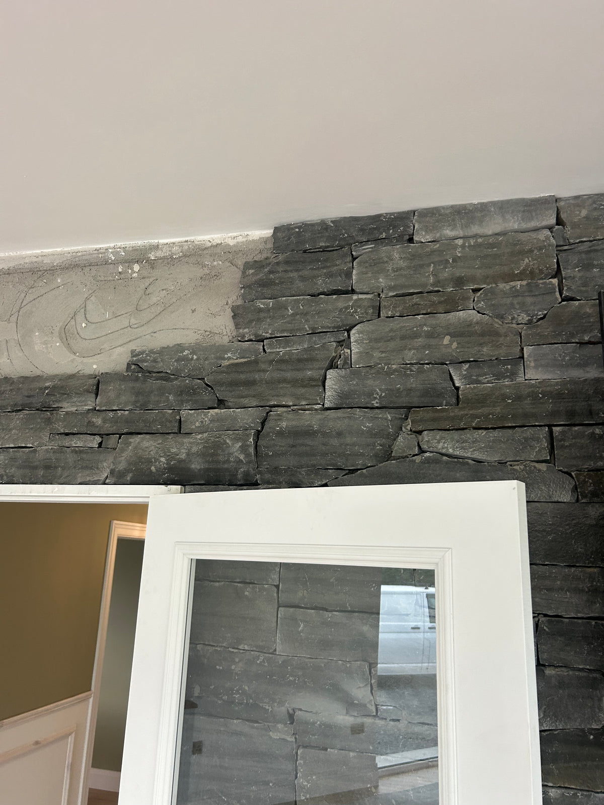 Liscannor Dark Grey Limestone Cladding 30mm & Corners/ 10 m2 or linear meters on pallet / Free Delivery in Ireland