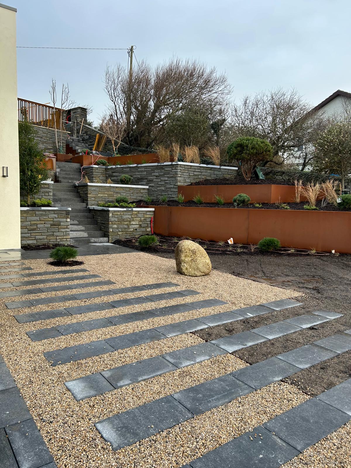 A January Sale on 20 large Glacial Granite Round Landscape Boulders on Pallets with Free Delivery in Ireland / 50%Off!!!!