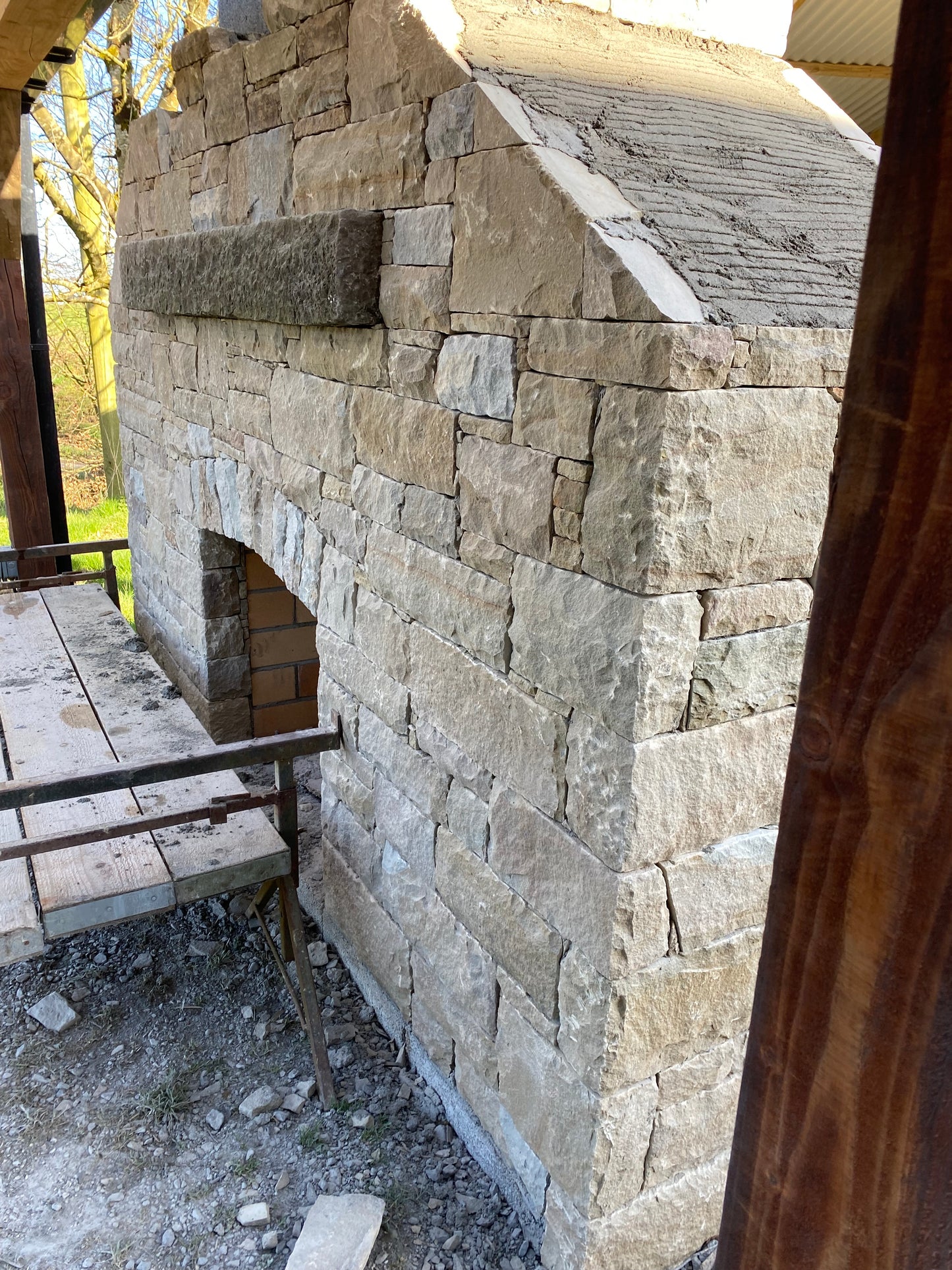 Tipperary Sandstone Building Stone Bulk Bag