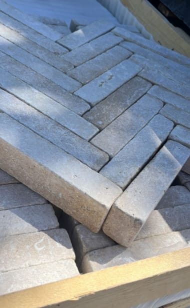 Monaco Cream limestone Cobblestones x 5m2 pallet / Free Delivery in Ireland