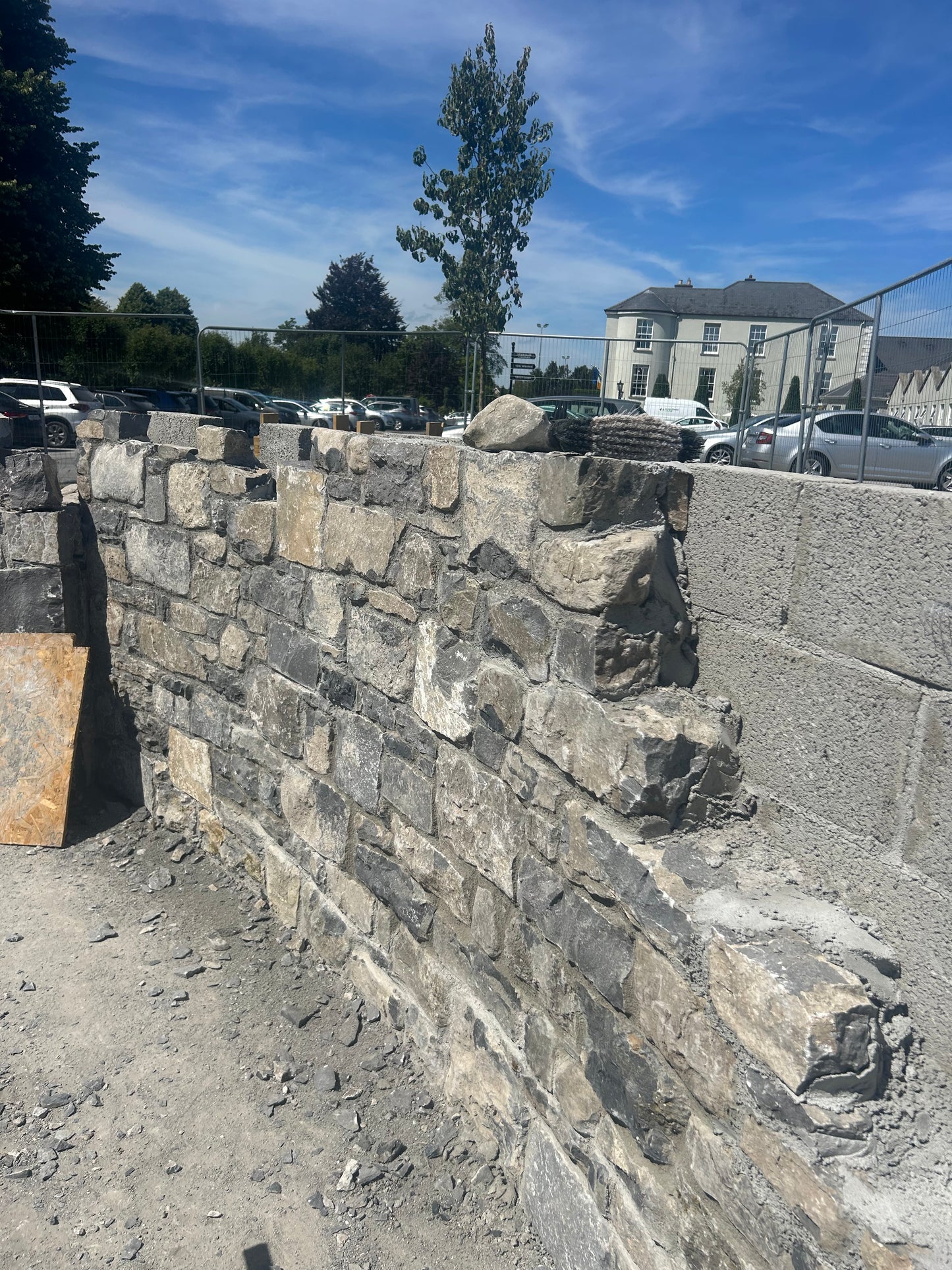 Old Salvage Reclaimed Galway Limestone Building Stone x 30 bulk bag / full artic load deal / free delivery Ireland 35% off !!!