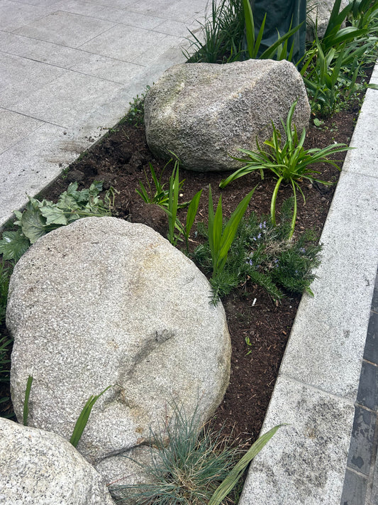 25 Ton Load Deal on Glacial Granite Round Boulders including free nationwide delivery in Ireland!
