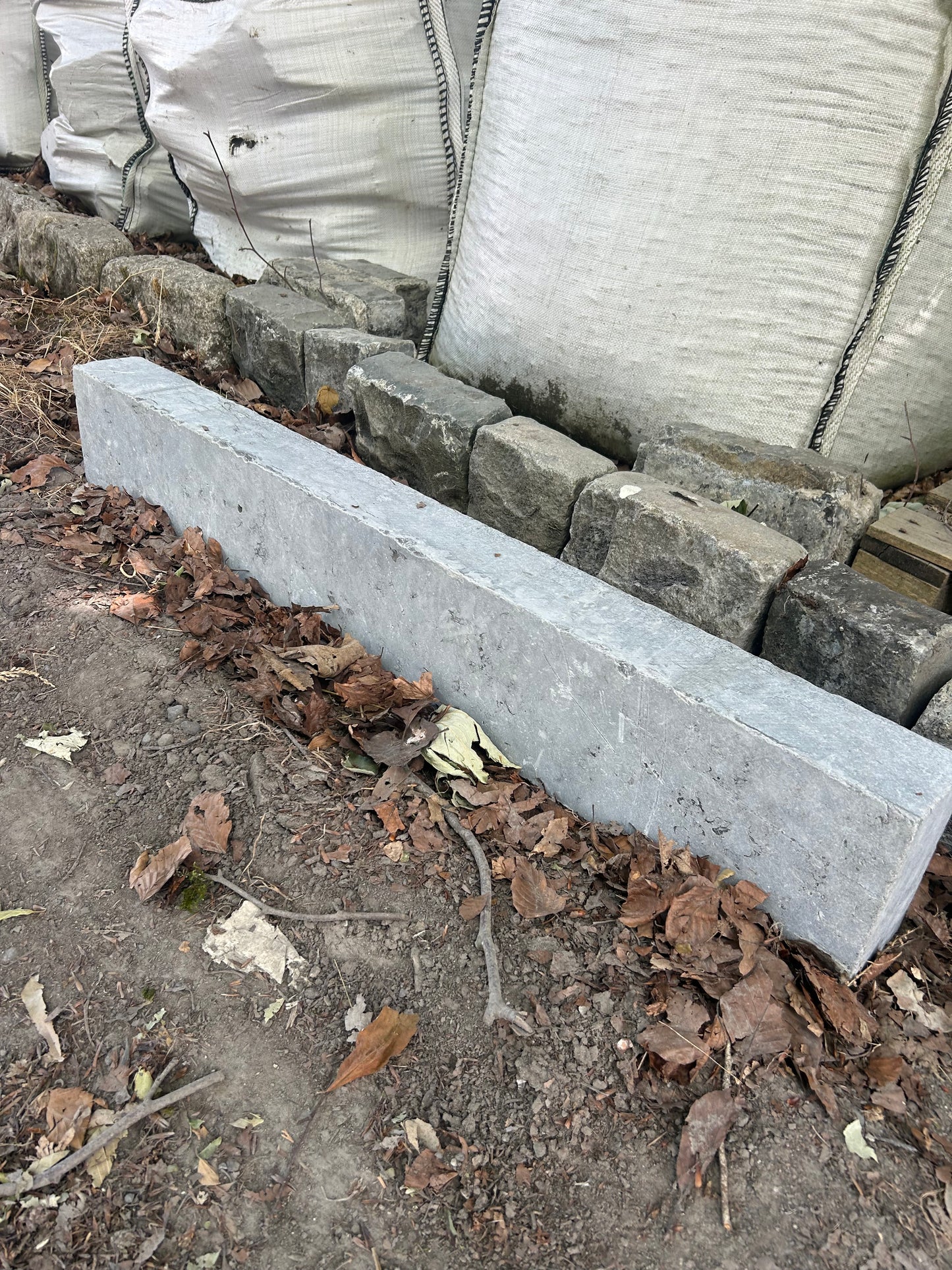 Belgian Blue Sawn 1m Limestone Driveway Kerbs x 10m on pallet / Free Delivery in Ireland