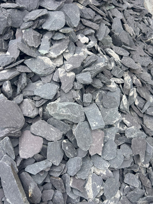 Kilkenny Natural Stone Blue Slate Garden Flowerbed Mulch / Large Bulk Bag / Free Delivery in Ireland