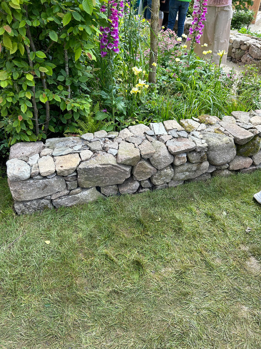 Old Salvage Brown Fieldstone Low Garden Wall / Building Stone in bulk bags / Free Delivery in Ireland