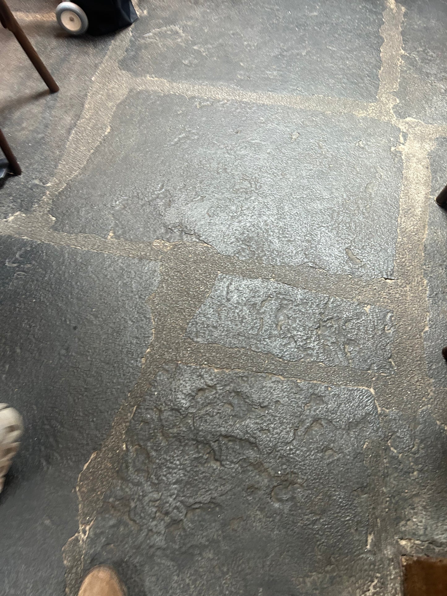 Wild Atlantic Way Extra Large Limestone Flagstones x 10m2 on pallet / Free Delivery in Ireland