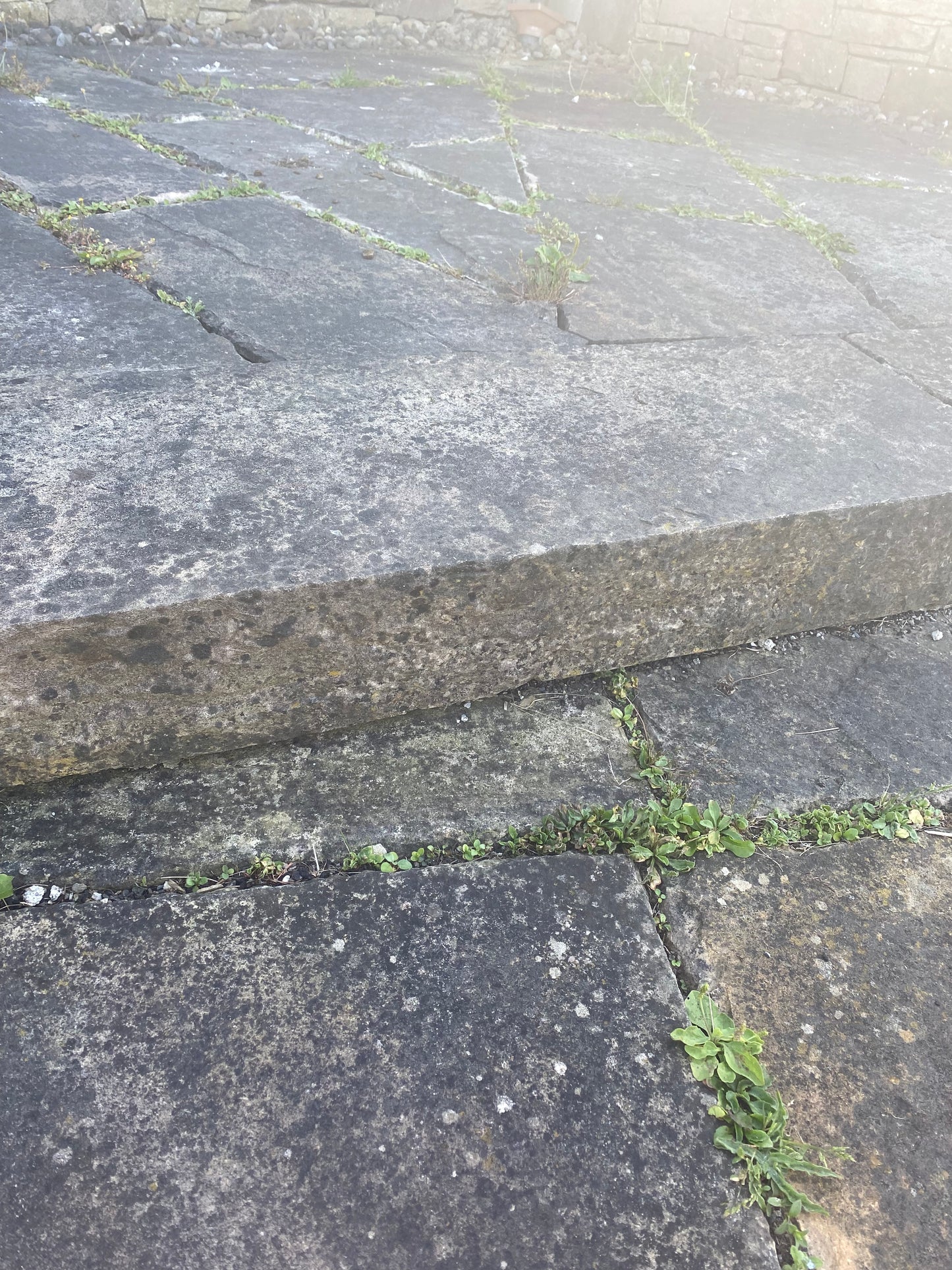 Tipperary Cream Chiseled Sandstone Steps 1500mm x 400mm x 150mm x 4 number on a pallet / free delivery in Ireland