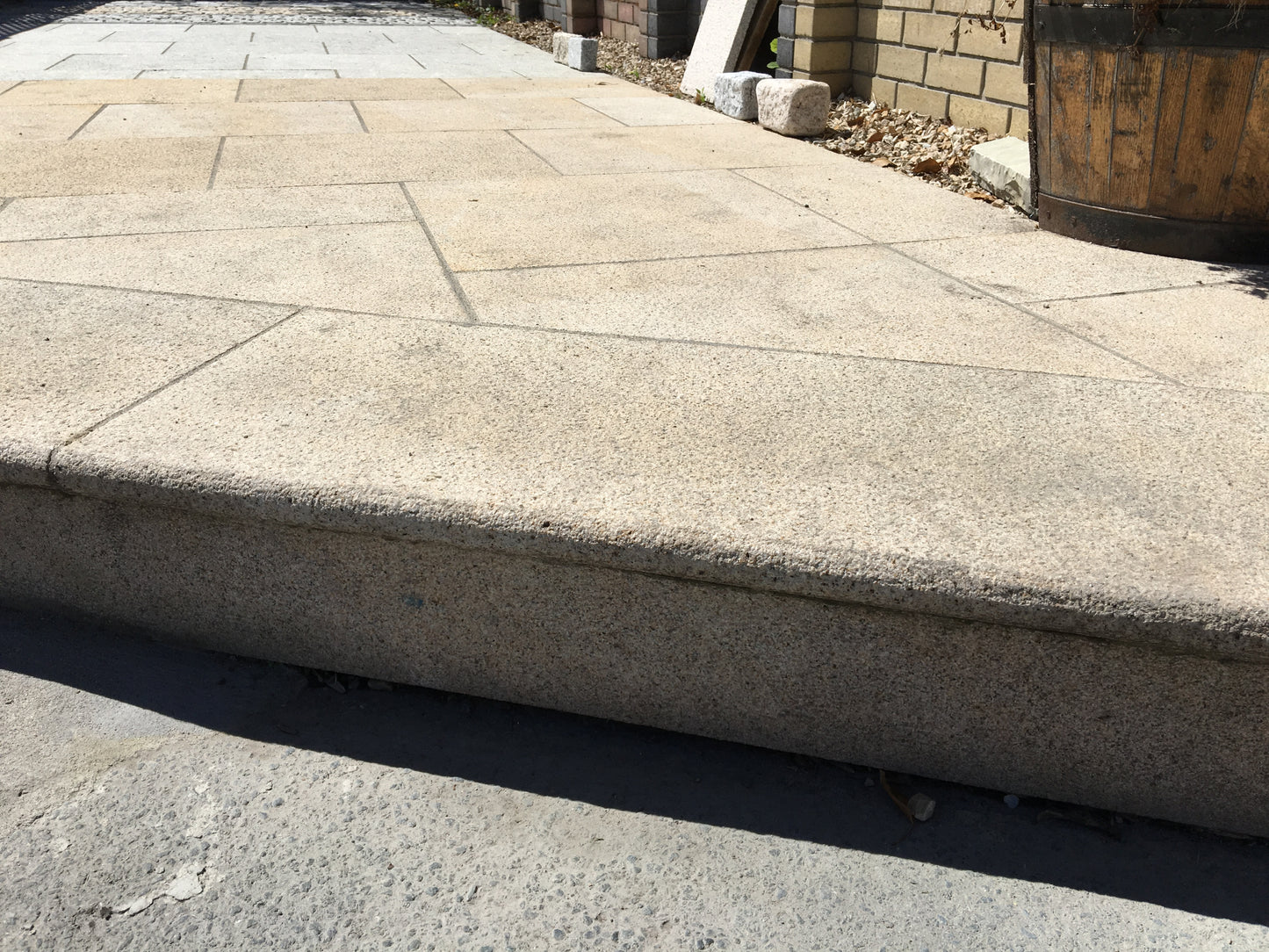 Rathdown Golden Oatmeal Risers 150mm x 30mm x 1m x 5 lm on pallet / Free Delivery in Ireland