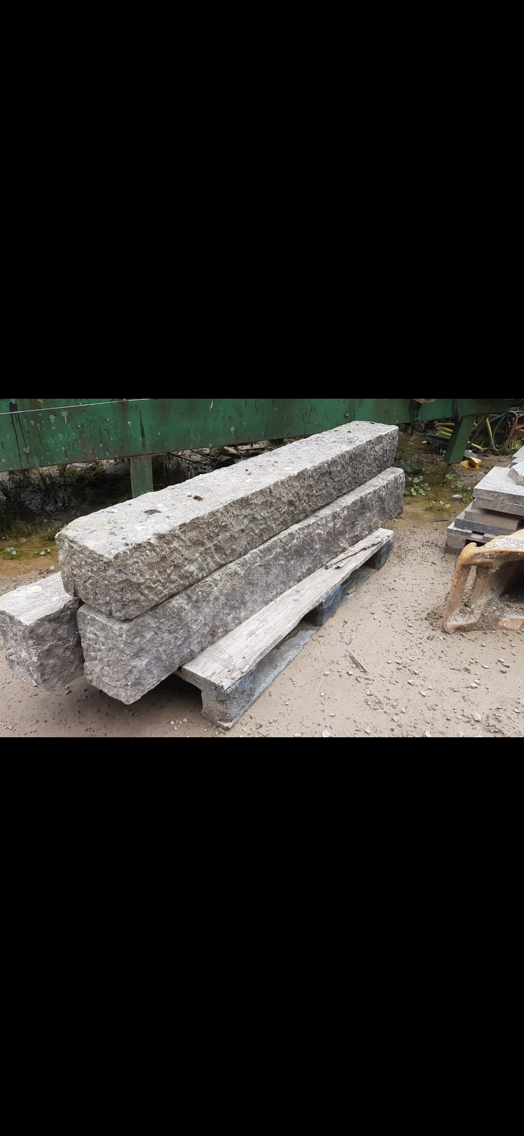 Tipperary Cream Sandstone Chiseled 1200mm x 200mm x 200mm x 2 number on pallet free delivery in Ireland