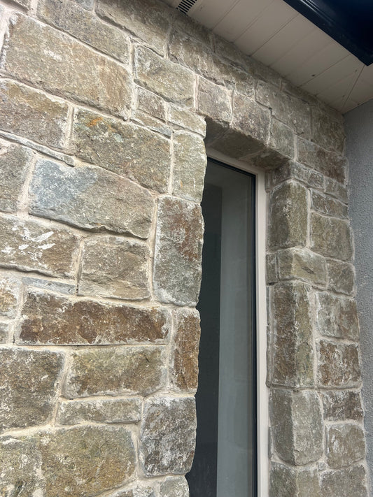 Old Salvage Brown Postman Pat Fieldstone 30mm Cladding & Corners /5m2 or Linear Meters on pallet / Free Delivery in Ireland