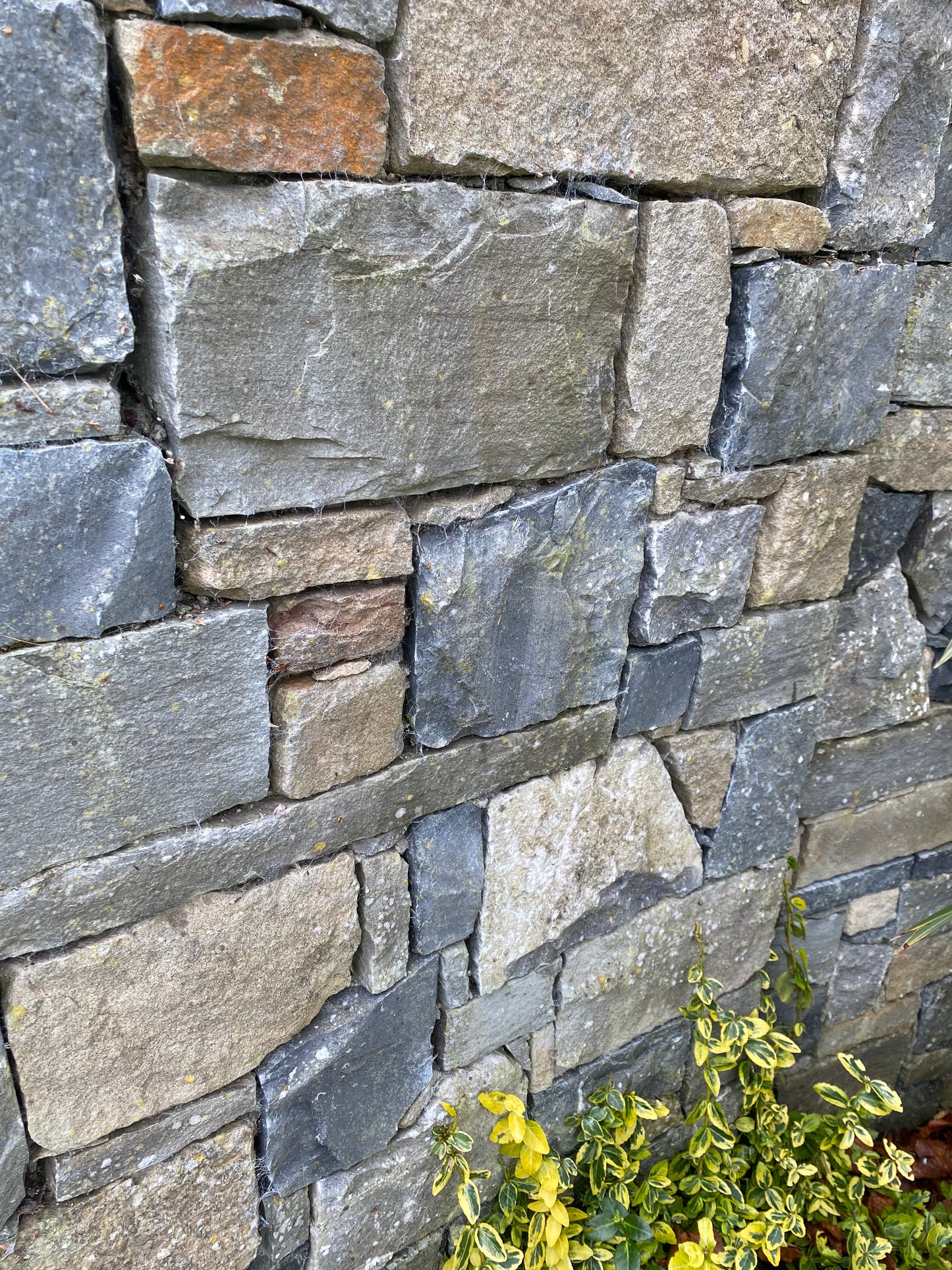 Wild Atlantic Way Irish Classic Building Stone Mix in Bulk Bags / Free Delivery in Ireland