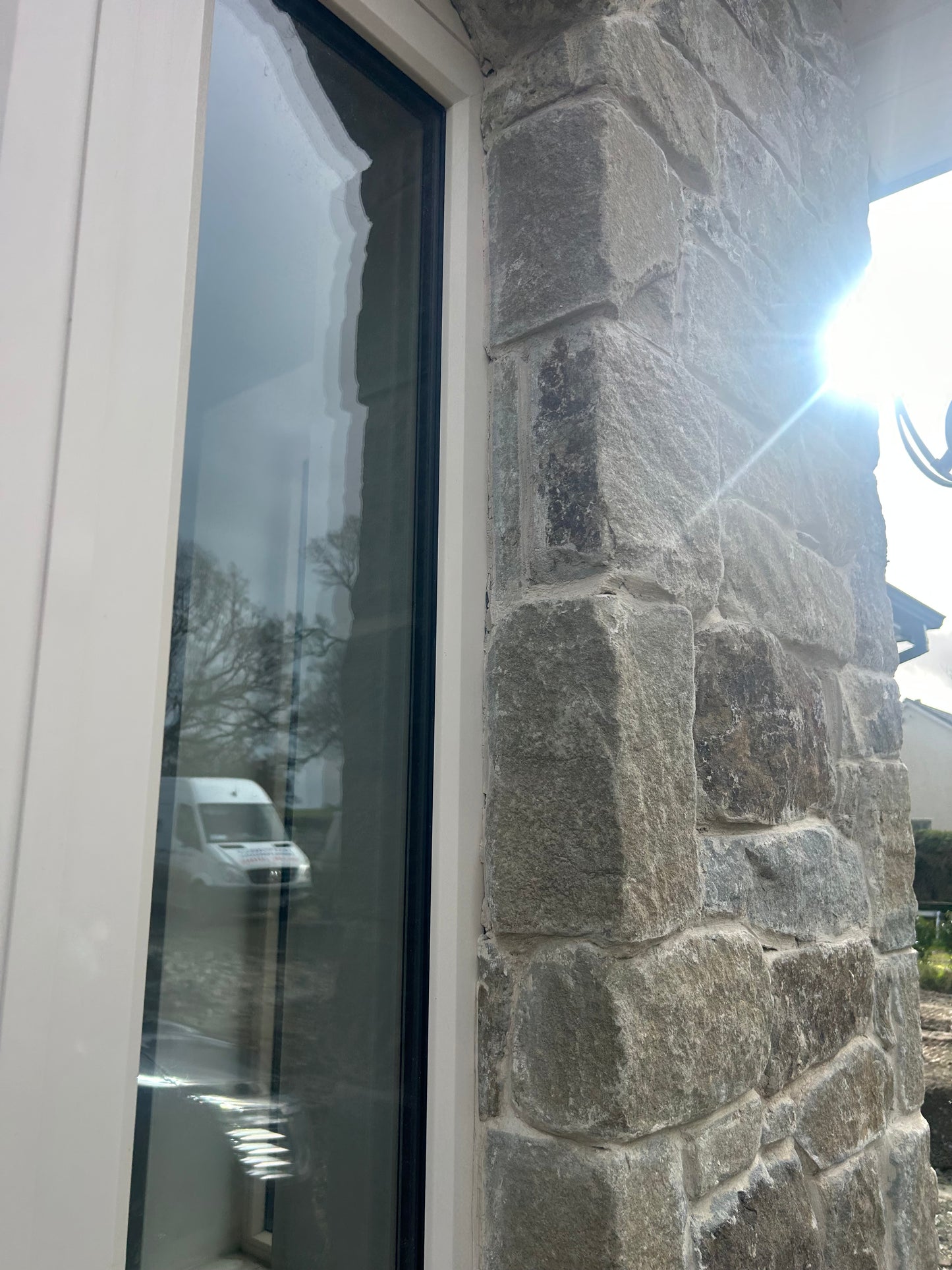 Old Salvage Brown Postman Pat Fieldstone 30mm Natural Stone Cladding & Corners /10m2 or LM on pallet / Free Delivery in Ireland