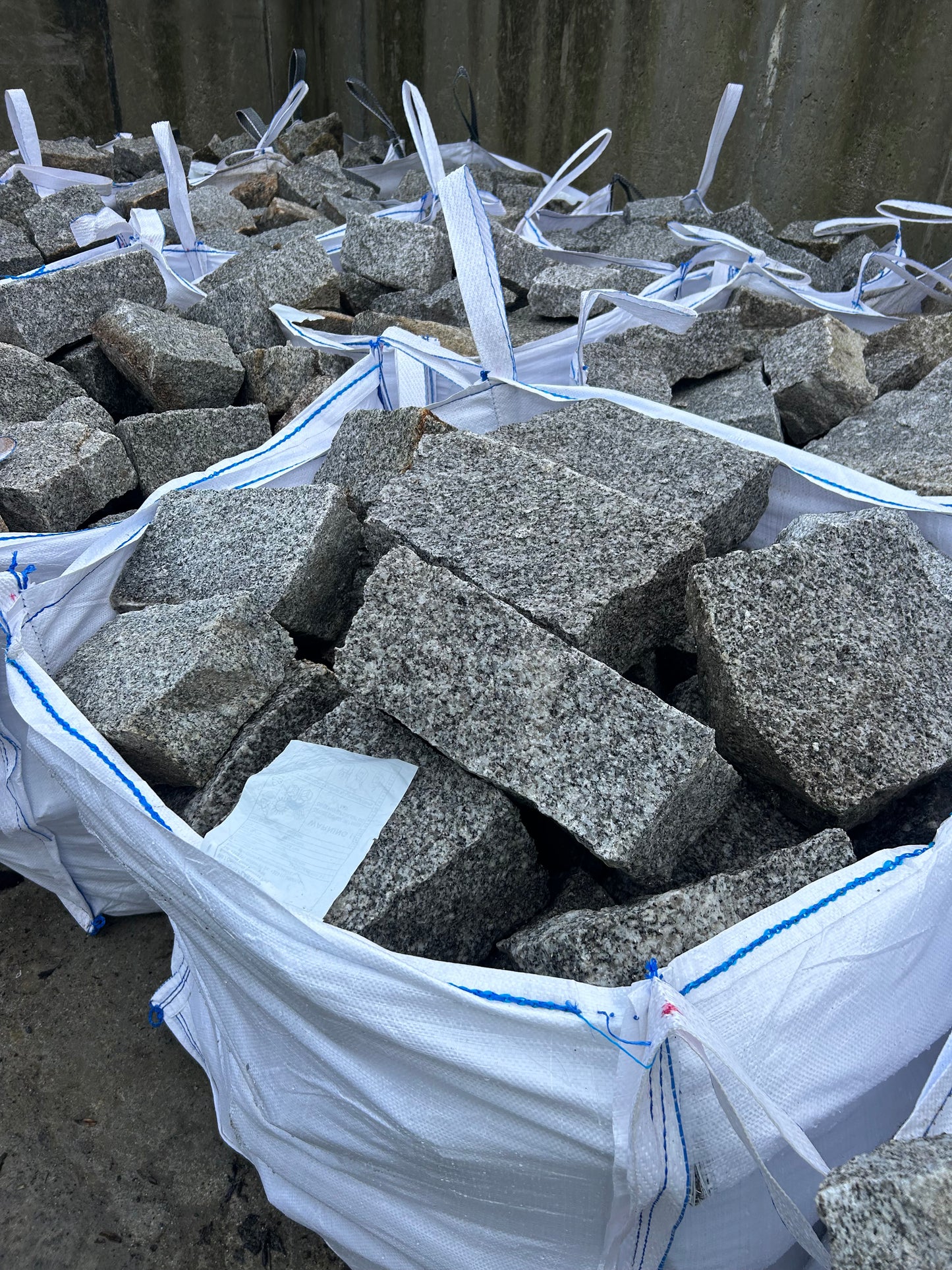 Summer Deal ! Full Artic Lorry Load x 80m2 Connemara Silver Grey Granite Guillotened Building Stone Packed in Jumbo Bulk Bags with Free Delivery in Ireland