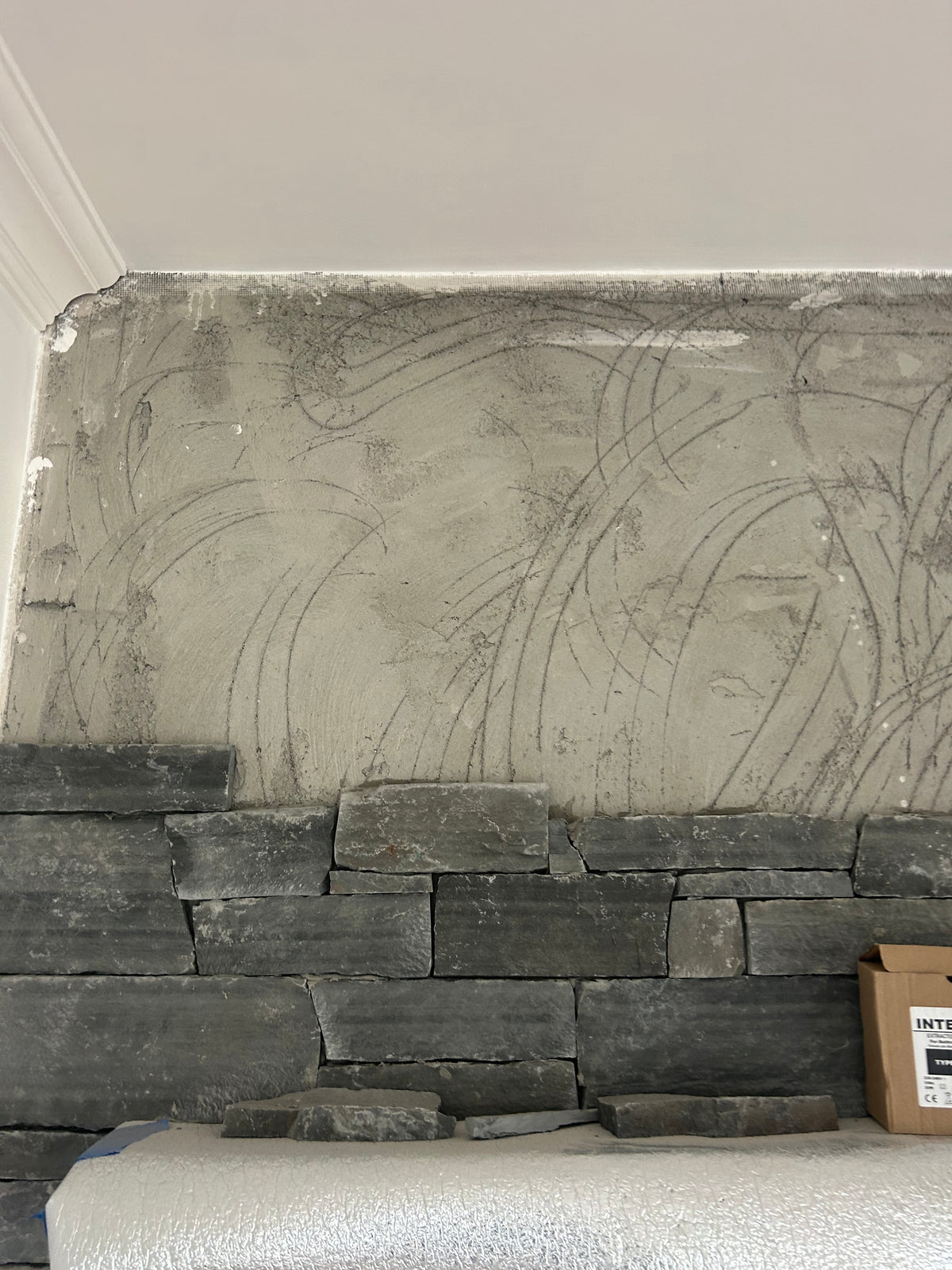 Liscannor Dark Grey Limestone Cladding 30mm & Corners/ 10 m2 or linear meters on pallet / Free Delivery in Ireland