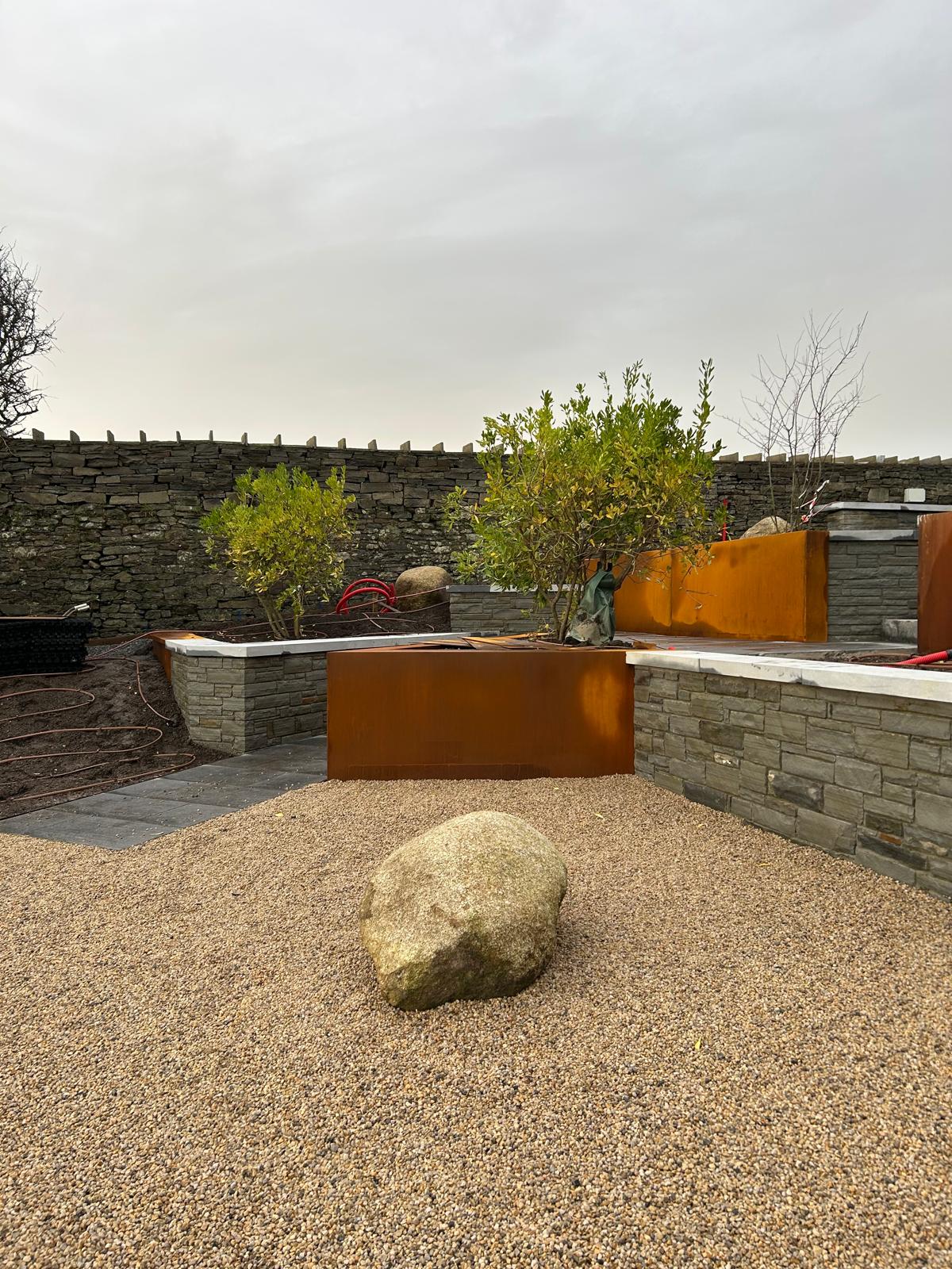 A January Sale on 20 large Glacial Granite Round Landscape Boulders on Pallets with Free Delivery in Ireland / 50%Off!!!!