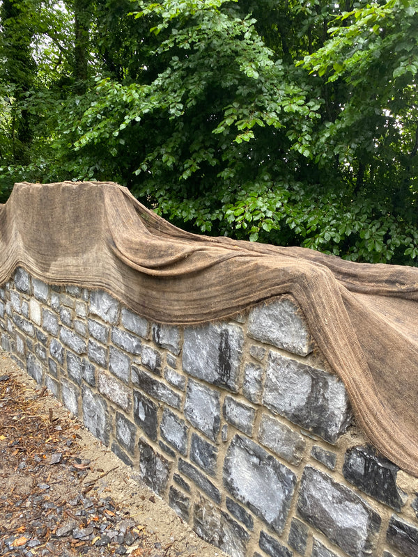 Summer Sale ! Order 30 bulk bags of Galway Guillotened Limestone Build ...