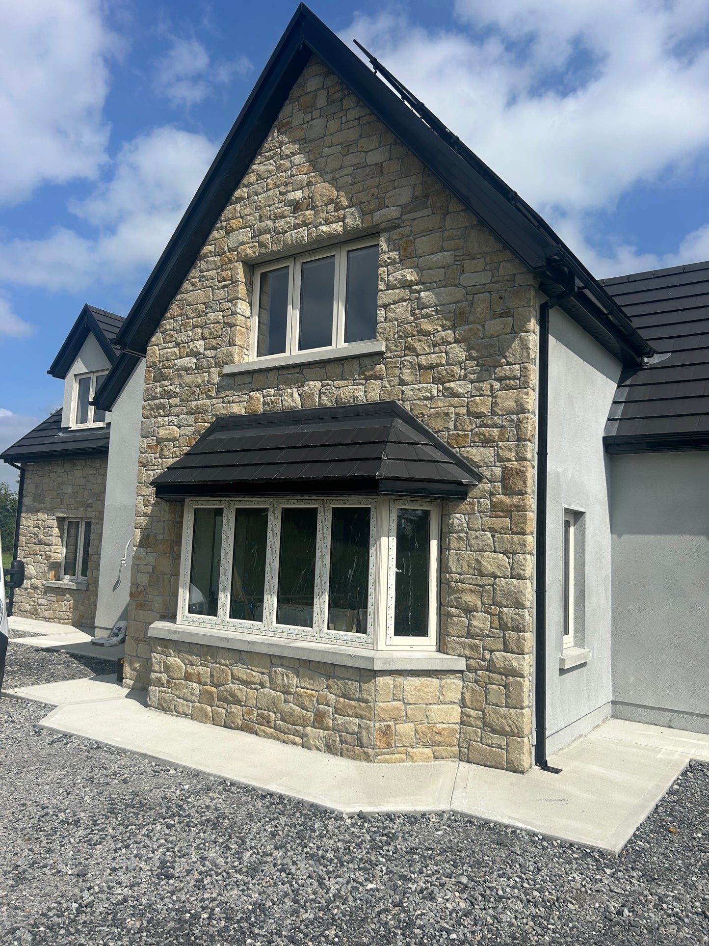 Donegal Cream Sandstone  Building Stone Bulk Bag