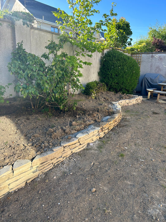 Clonaslee Cotswold Cream Walling Stone x 30 bulk bag deal with 35% off and free delivery in Ireland