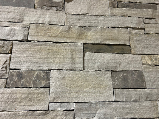 Liscannor Light Grey 30mm Cladding Stone & Corners / 10m2 of cladding or 10 Linear meters on a pallet / Free Delivery in Ireland