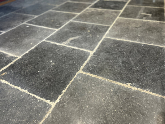 Old Salvage Reclaimed Brussels Blue Flagstones 20 inches x 20 inches x 1” x  100m2 Summer Deal !!! / Free Delivery in Ireland