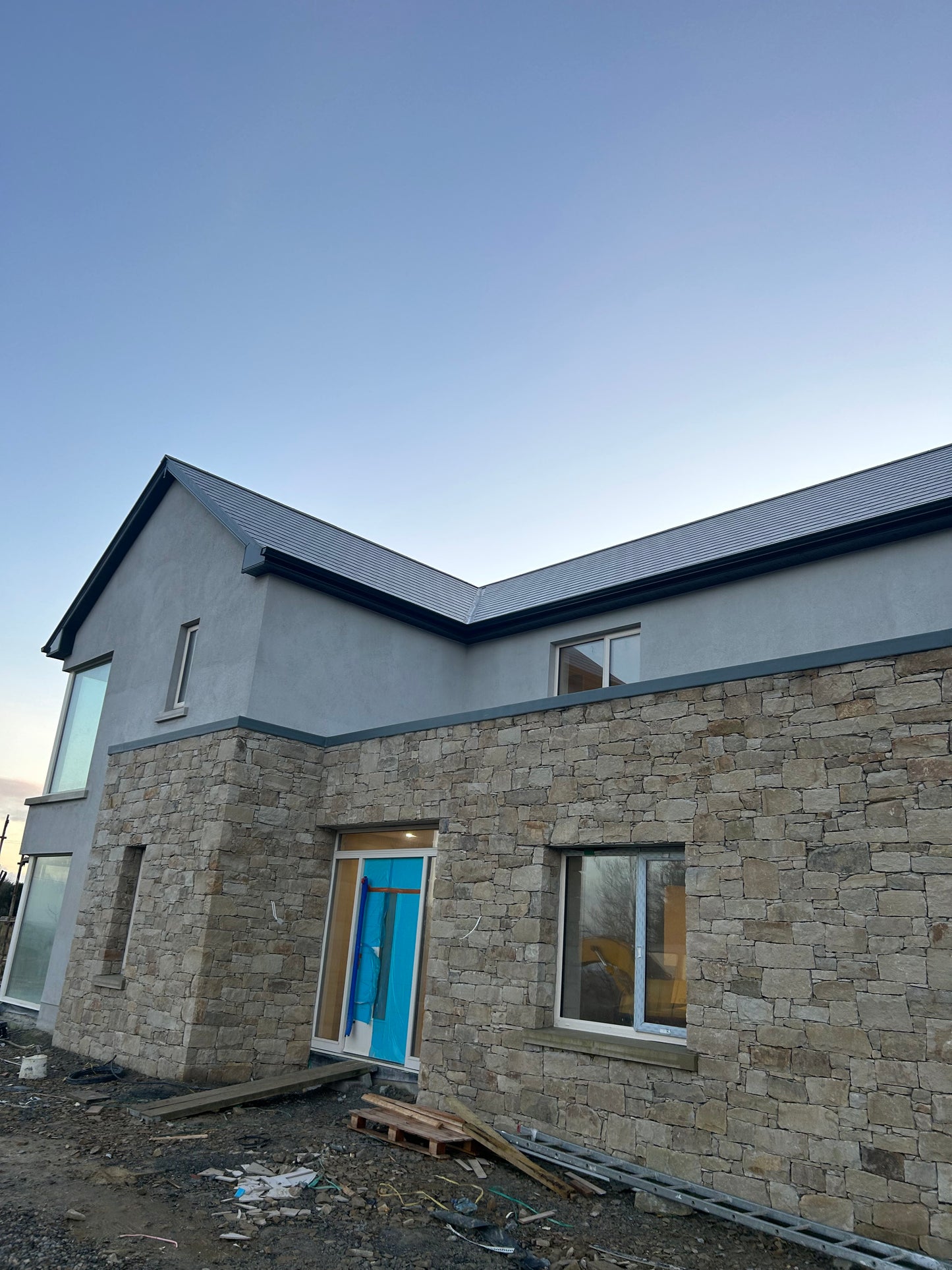 Clonaslee Cotswold Cream Guillotened Building Stone for Houses & Walls / Bulk Bag / Free Shipping in Ireland