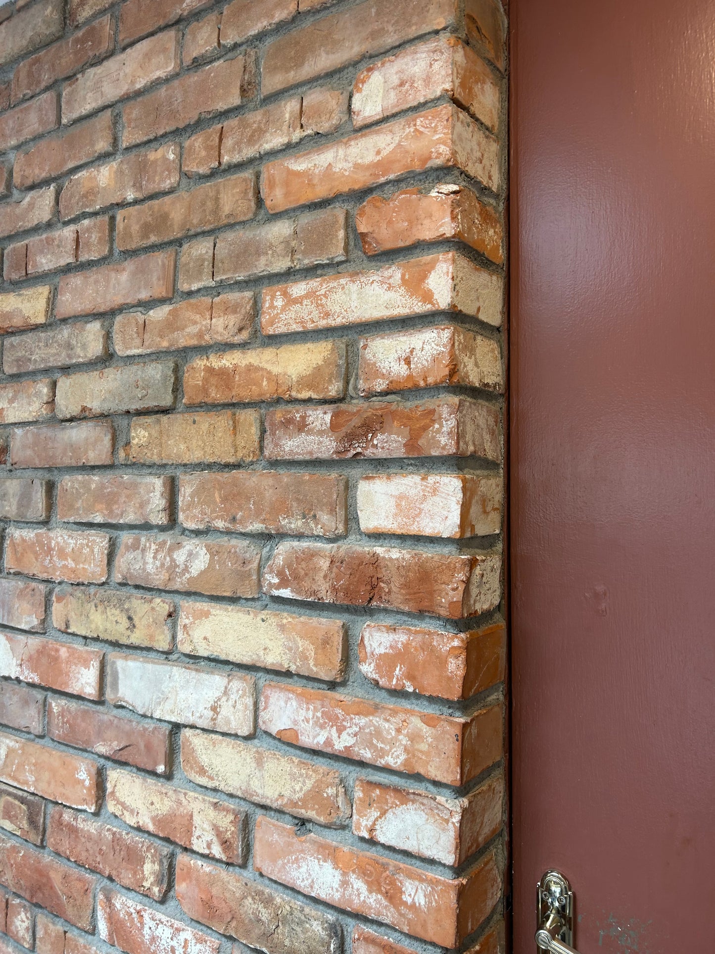 Old Salvage Reclaimed Belfast Red Brick 30mm Cladding & Corners 5m2 or Linear Mon pallet/ Free Delivery in Ireland