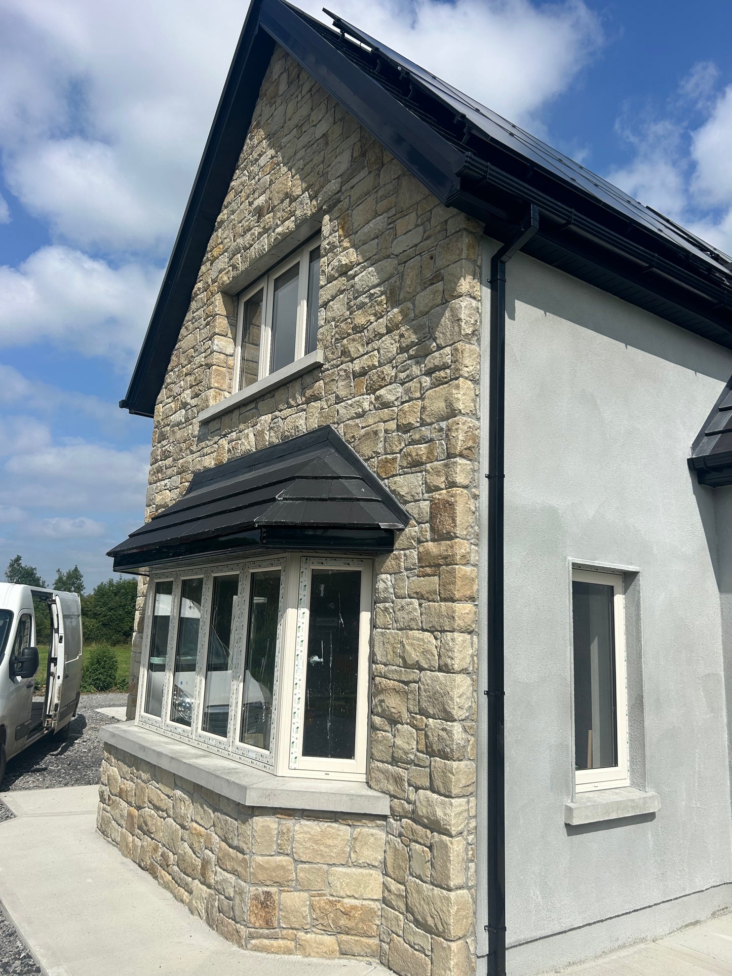 Donegal Cream Sandstone  Building Stone Bulk Bag