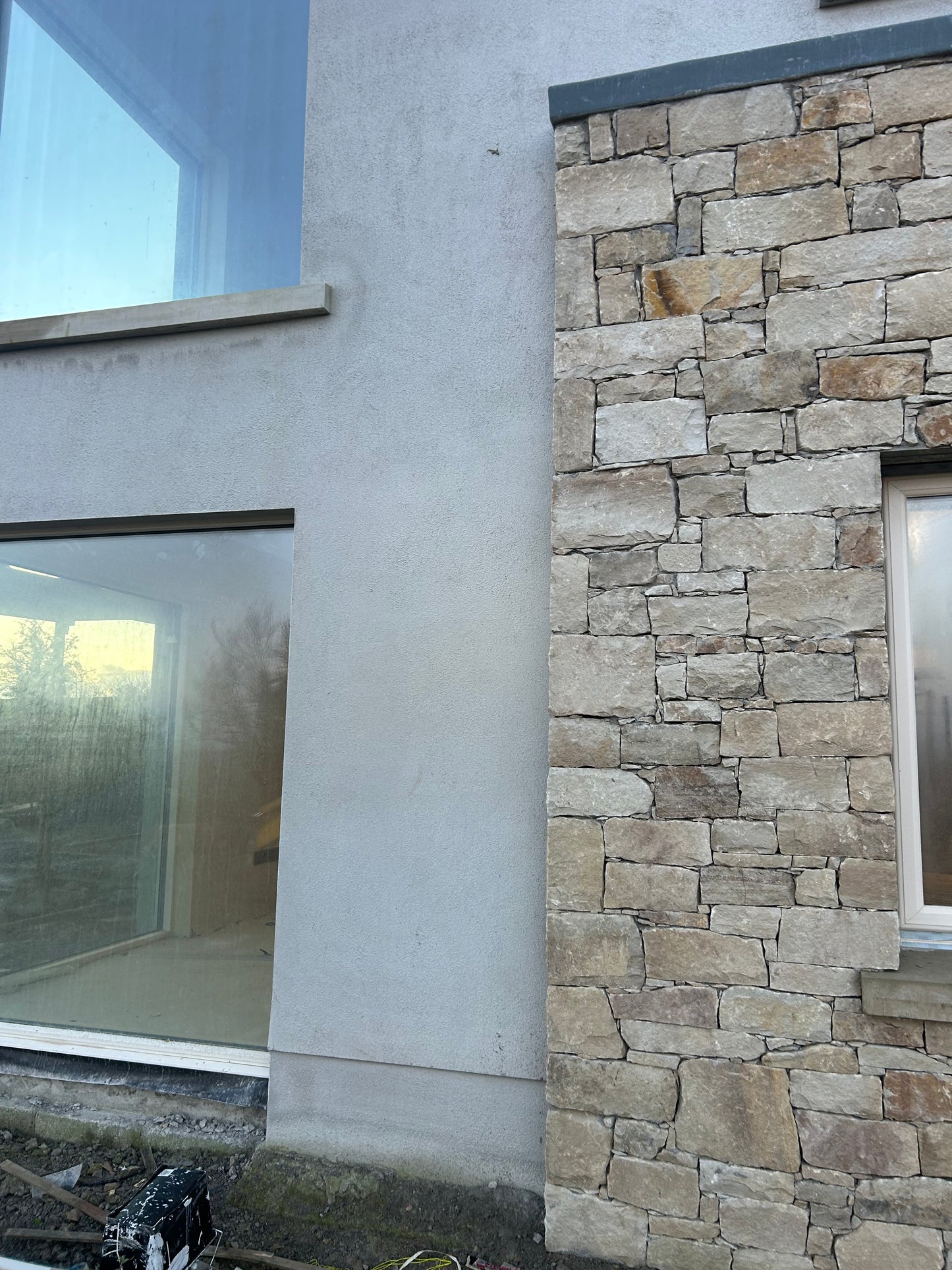 Clonaslee Cotswold Cream Guillotened Building Stone for Houses & Walls / Bulk Bag / Free Shipping in Ireland
