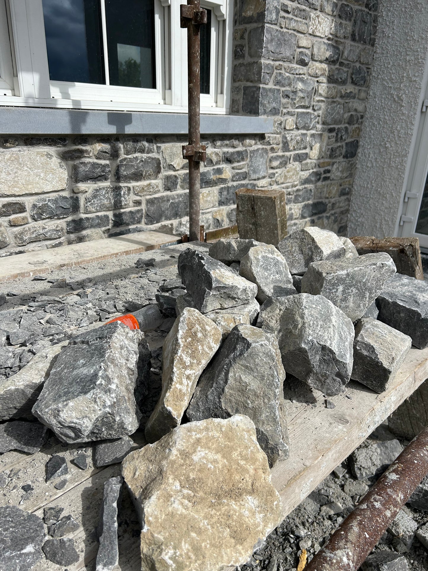 Old Salvage Galway Limestone Fieldstone Building Stone Bulk Bag