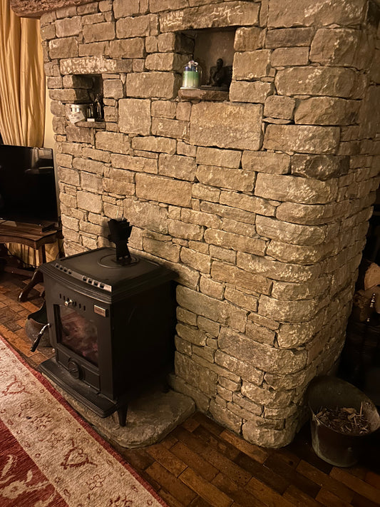 Tipperary 4 inch Sandstone Building Stone / Bulk Bag / Free Delivery in Ireland