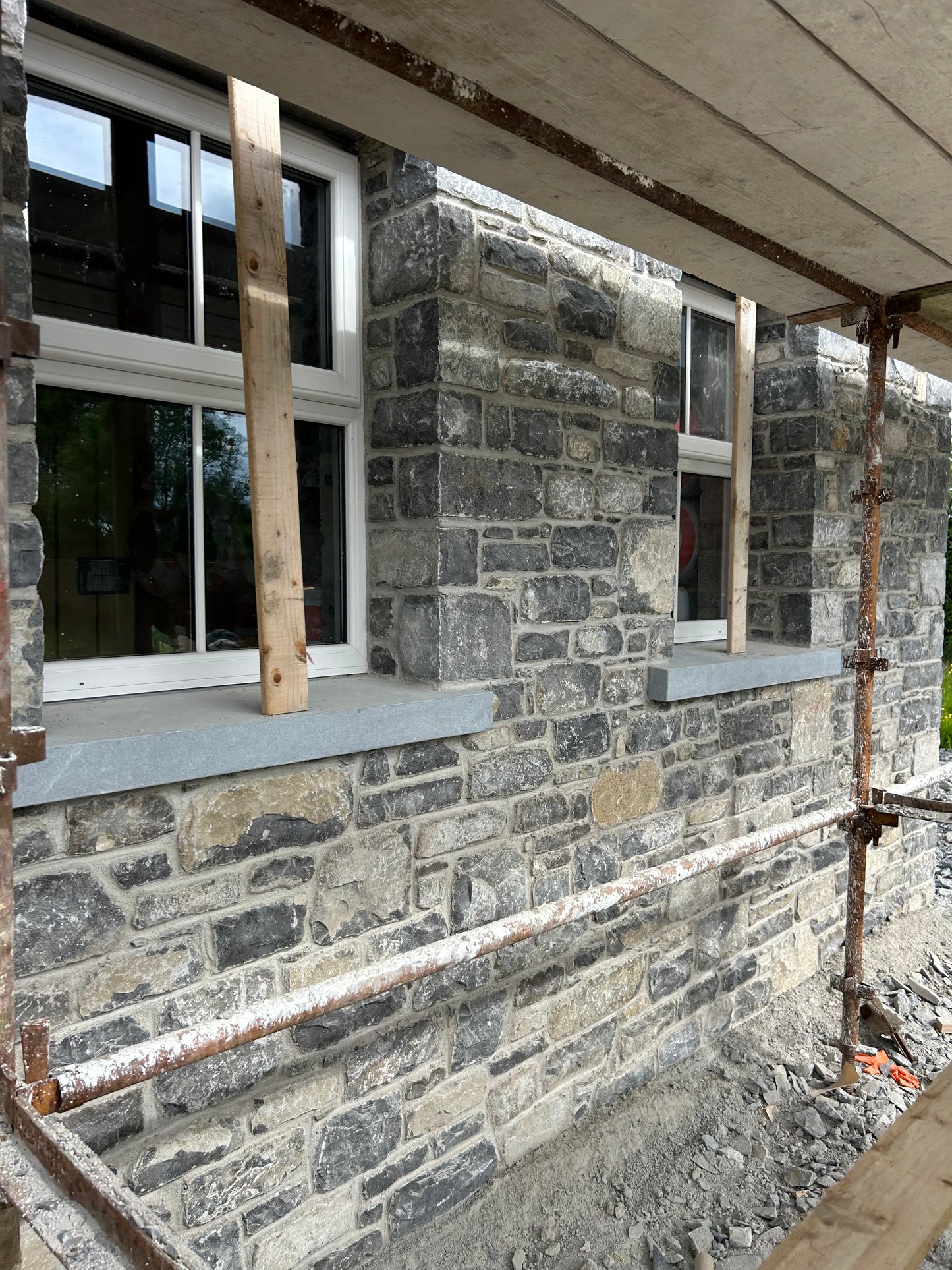 Old Salvage Galway Limestone Fieldstone Building Stone Bulk Bag