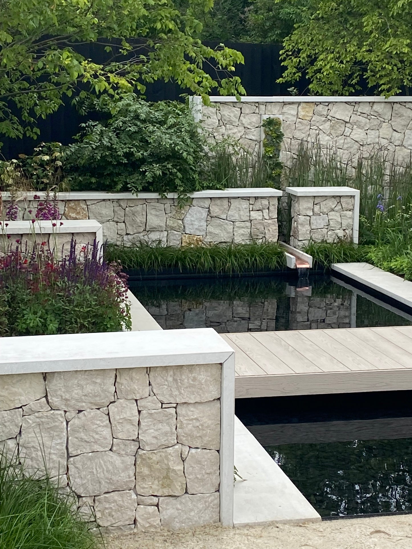 Lake Garda Italian Cream 30mm Cladding 200m2 / Lm Full Load Deal / Free Delivery in Ireland / 25% off !