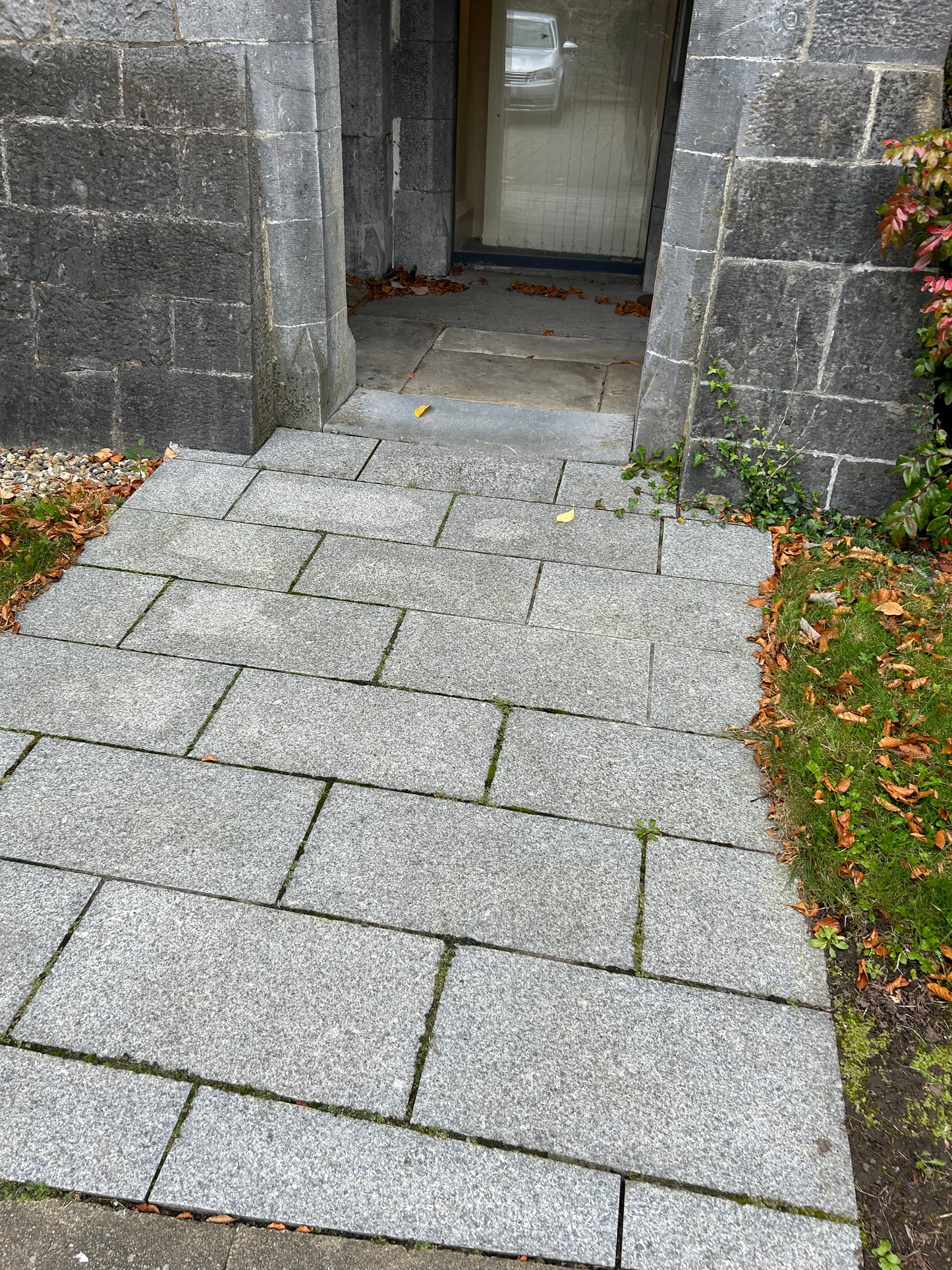 Merrion Grey/Silver Granite Natural Stone Flagstones 20m2 Crate