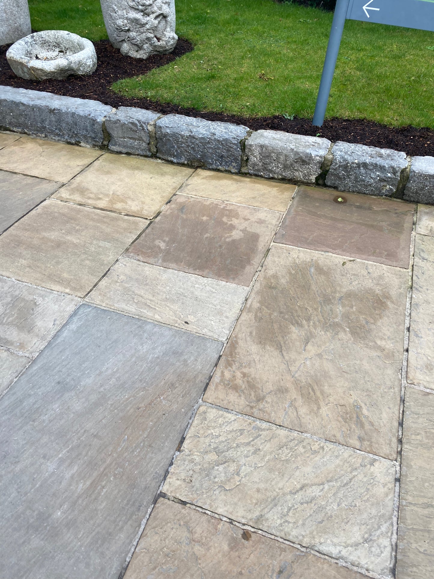 Daylesford Brown Natural Stone Flagstones 20m2 Crate