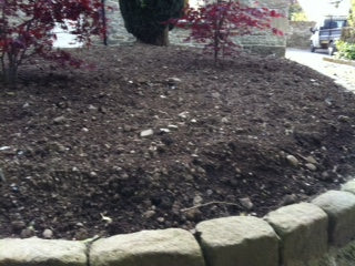 Old Salvage Reclaimed York Brown 6” Driveway Kerbs x 10 linear meters on a pallet / Free Delivery in Ireland