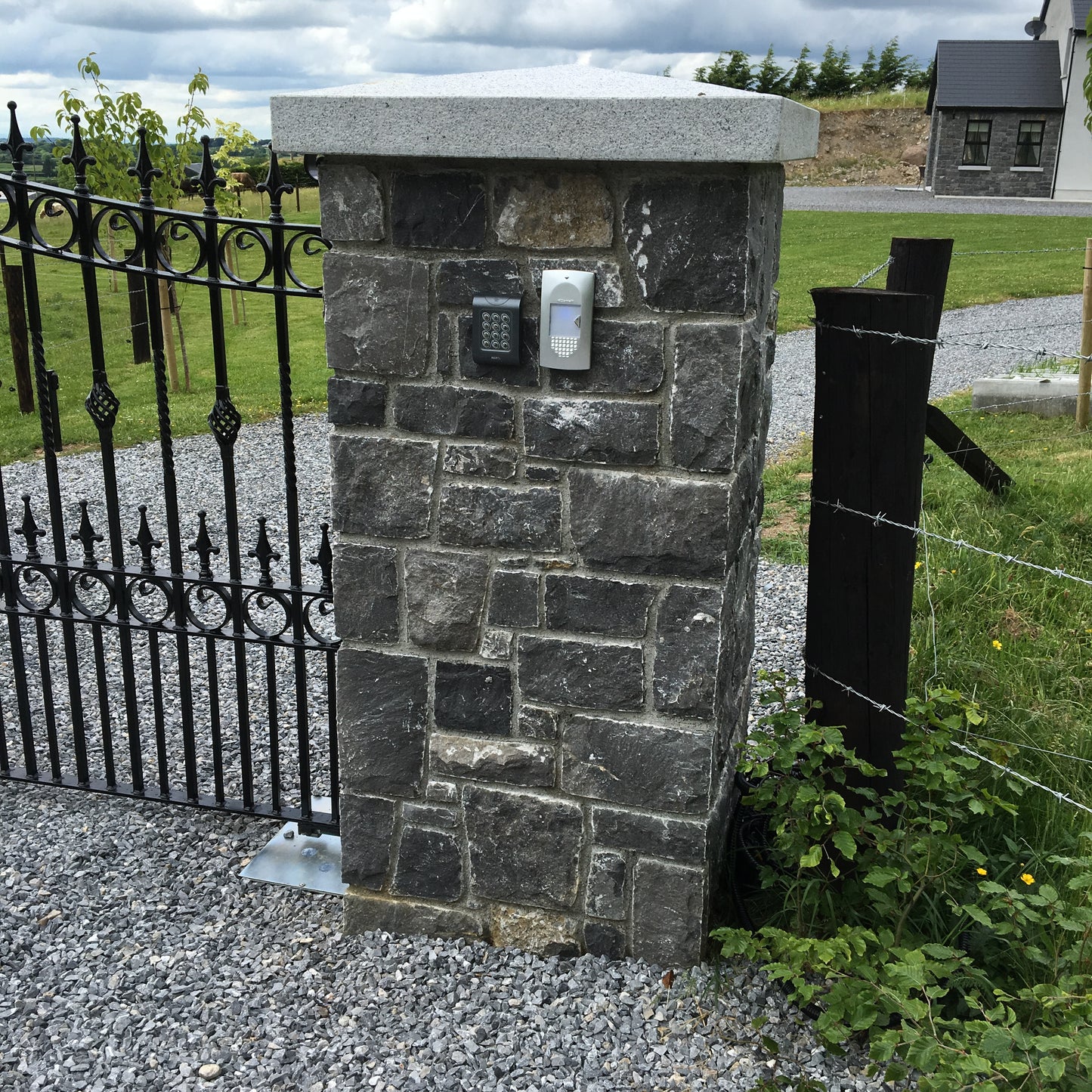 Kilkenny Blue Limestone Building Stone Bulk Bag