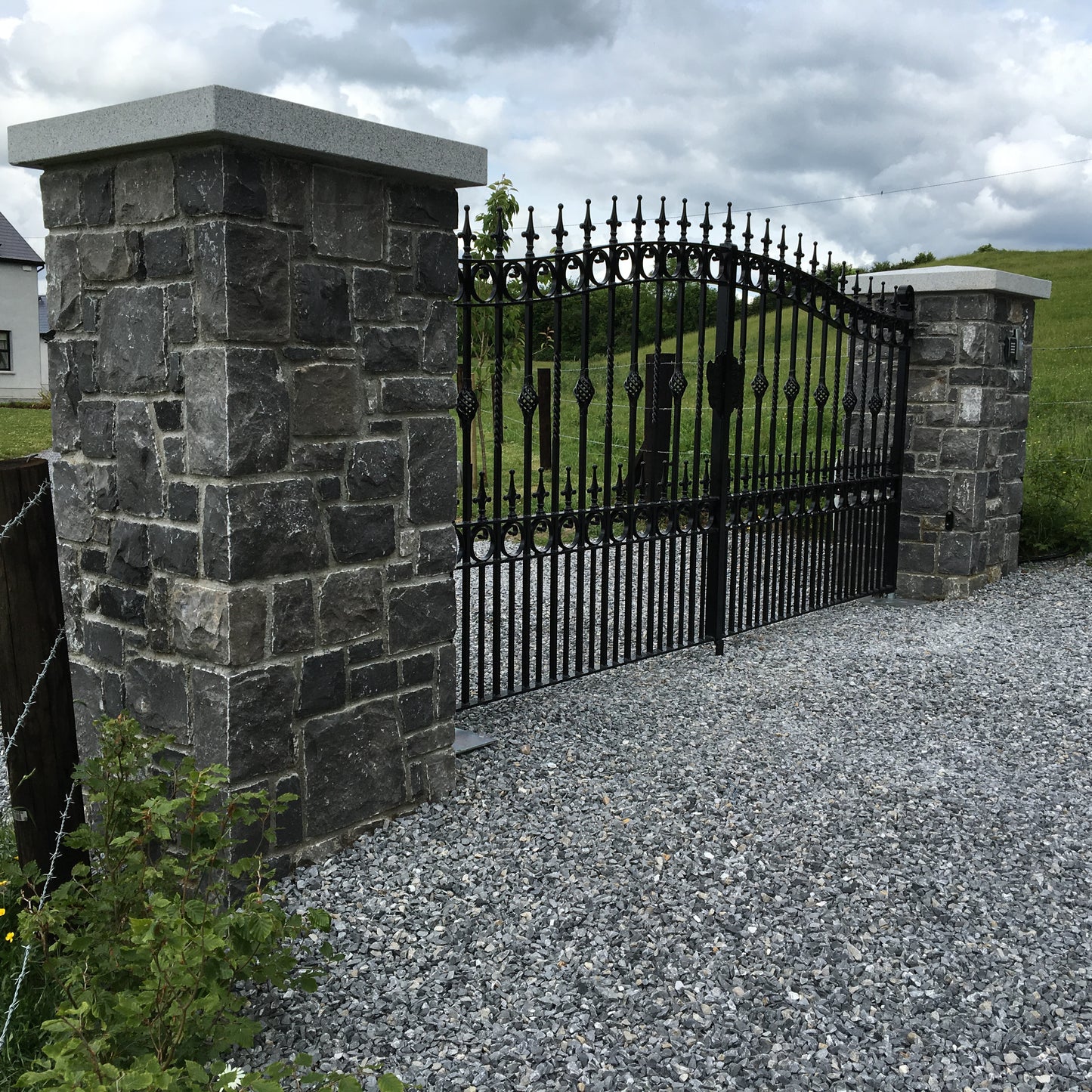 Kilkenny Blue Limestone Building Stone Bulk Bag