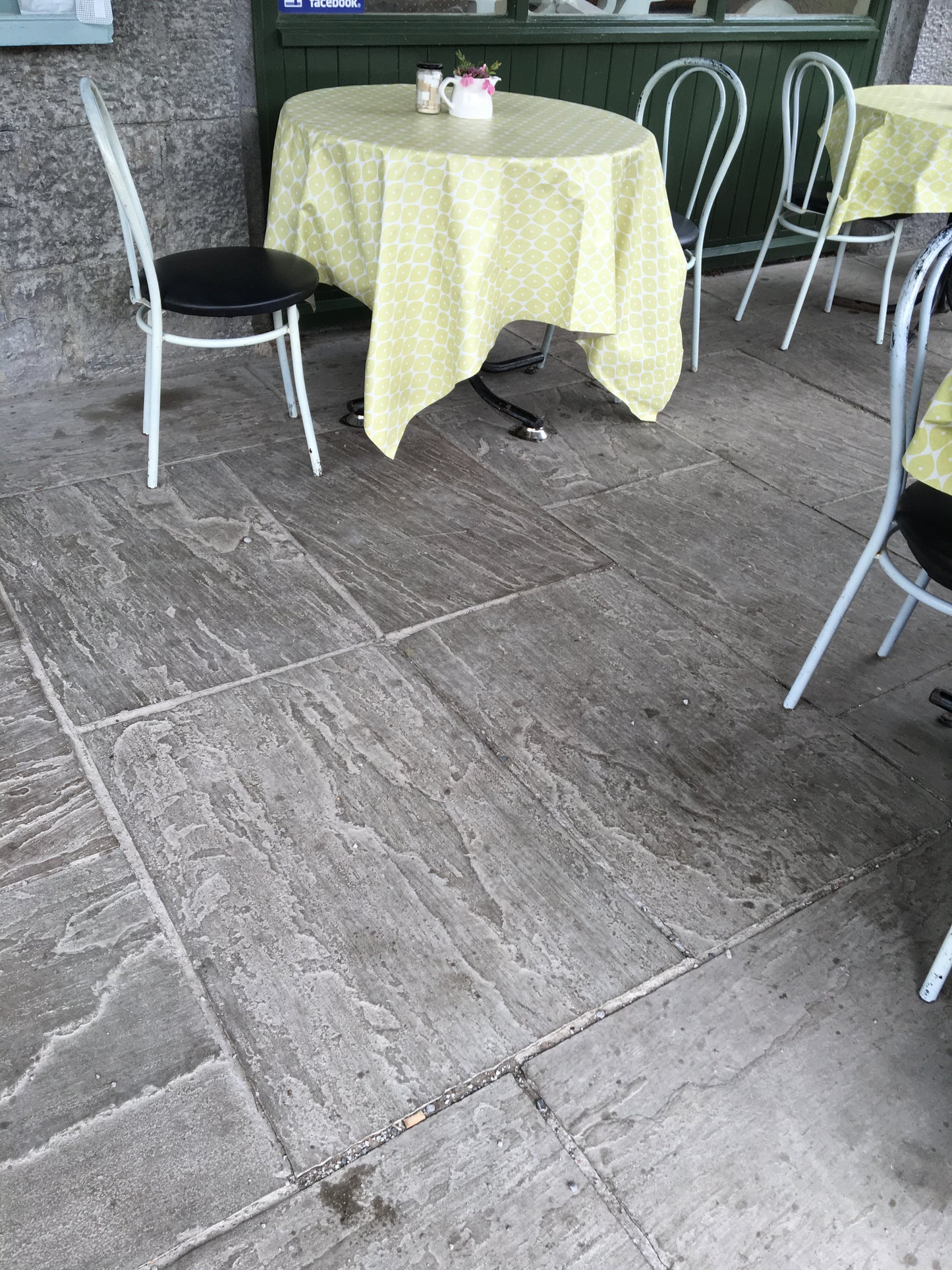 Doolin Grey Natural Stone Limestone Paving Flagstones Crate 20m2