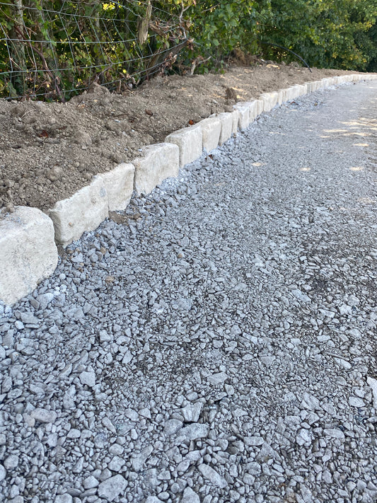 Old Salvage Reclaimed York Brown 6” Driveway Kerbs x 10 linear meters on a pallet / Free Delivery in Ireland