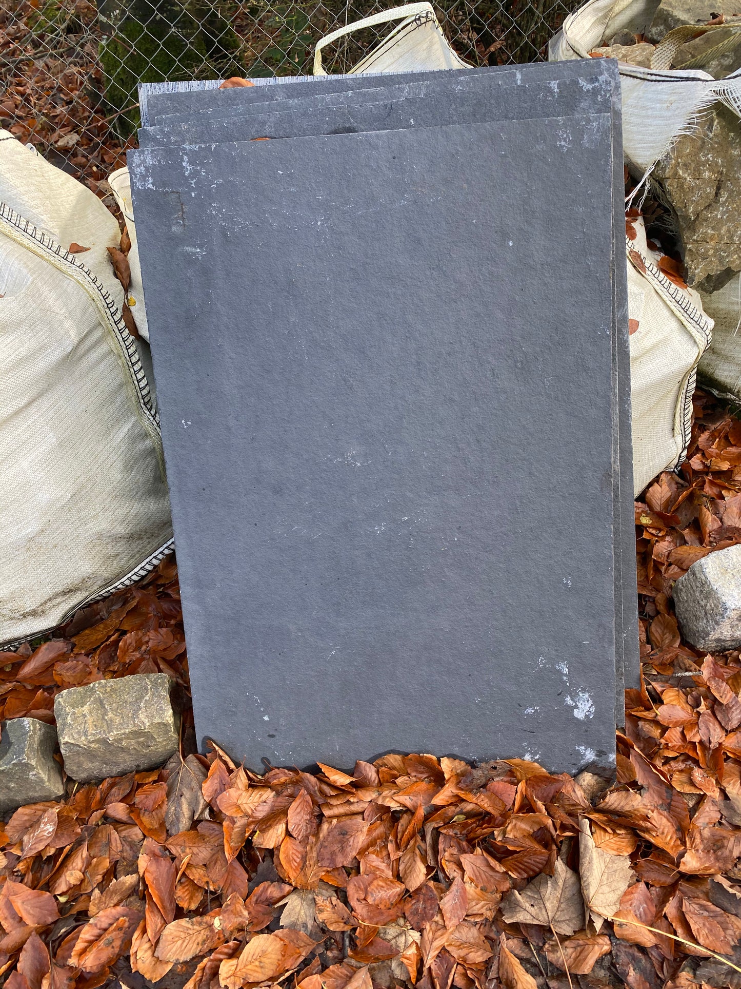 Valentia Black Limestone Natural Stone Flagstones 20m2 Crate