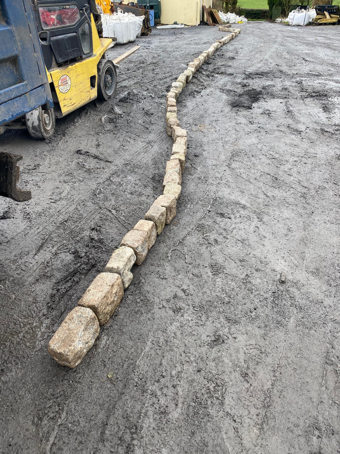 Old Salvage Driveway Granite Kerbs 6" 20M Bulk Bag