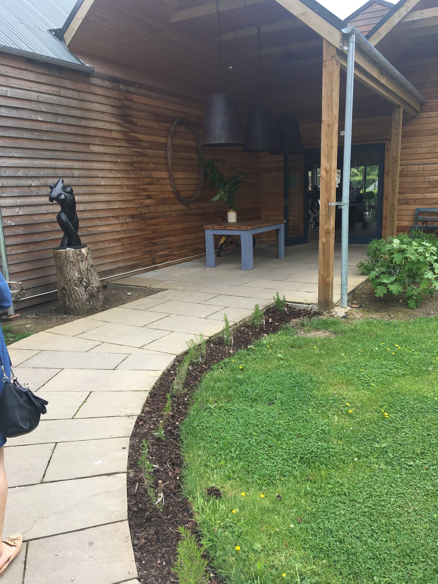 Daylesford Brown Natural Stone Flagstones 20m2 Crate