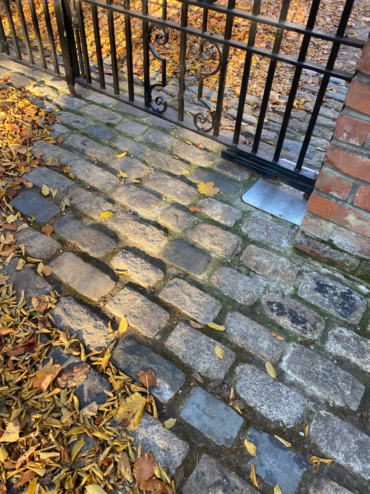 Old Salvage Reclaimed Granite Cobblestone Bulk Bag